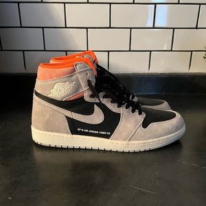 Jordan 1 Retro High “Neutral Grey Hyper Crimson”